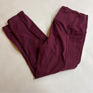 Victoria Sport Maroon Capri Leggings - Size Small